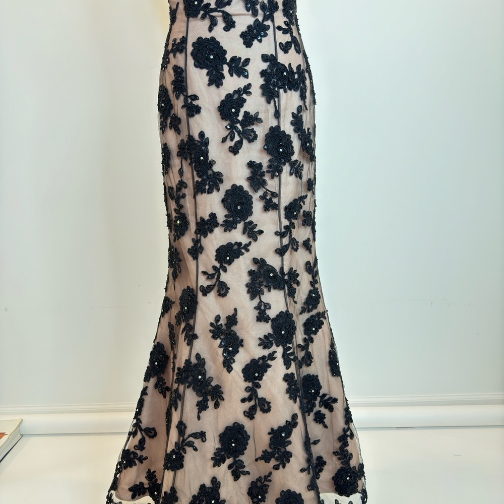 Jovani Strapless Corset‎ Black  Gown | size 8 - Picture 9 of 10